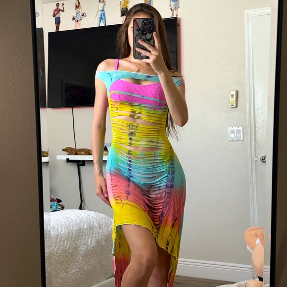 Tie dye maxi dress with cut out front/back #maxidress - Picture 1 of 3